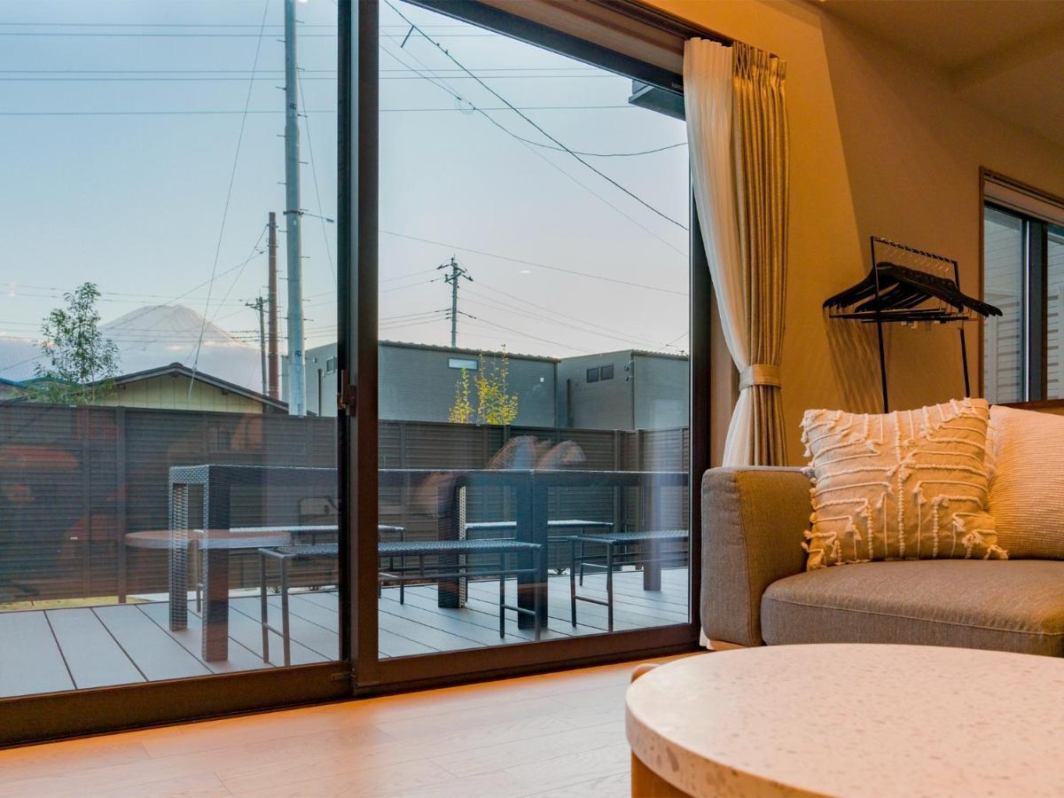 Rakuten Stay Fuji Kawaguchiko Station - Japanese Modern Villa Mt Fuji View 104 ฟูจิคาวากุจิโกะ ภายนอก รูปภาพ